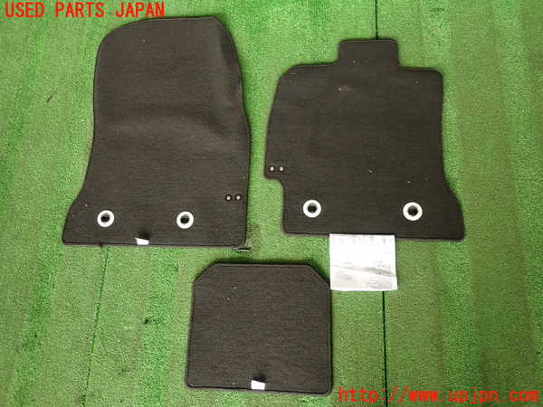 2UPJ-9232507800]８６(BRZ)(ZN6)フロアマット 中古_5