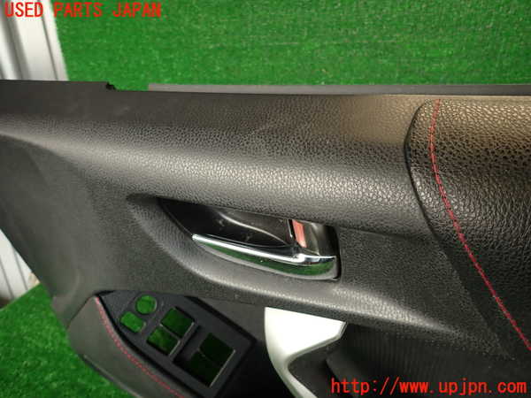 2UPJ-9232501234]８６(BRZ)(ZN6)右前ドア内張り 中古_3