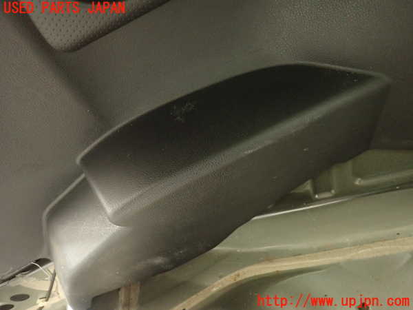 2UPJ-9232507675]８６(BRZ)(ZN6)右リアピラートリム 中古_3