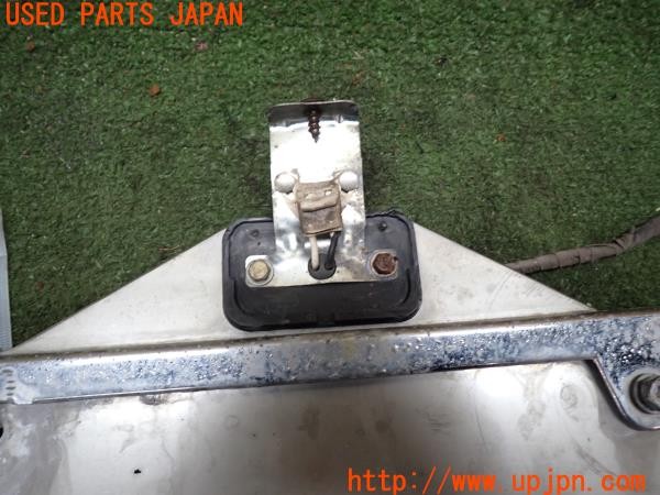 3UPJ=9232510065]ハマーH2(不明)社外 リアナンバーフレーム ブラケット ナンバー移設 中古_4