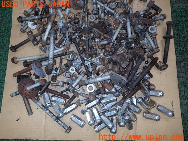 3UPJ=9232510720]ハマーH2(不明)ネジ・ナット・ステー類 セット ジャンク_3