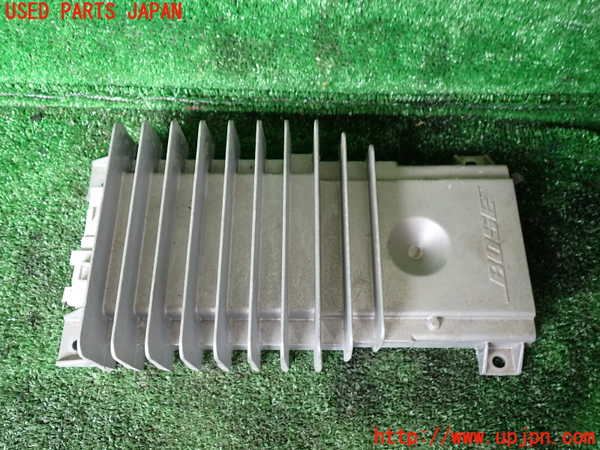 1UPJ-9232516525]ハマーH2(不明)アンプ 中古_3