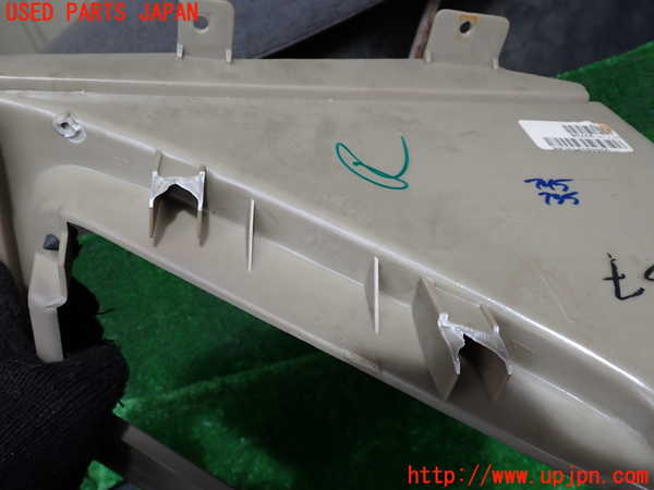 1UPJ-9232517517]ハマーH2(不明)グローブボックス2 中古_4
