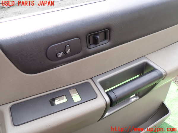 1UPJ-9232511234]ハマーH2(不明)右前ドア内張り 中古_2