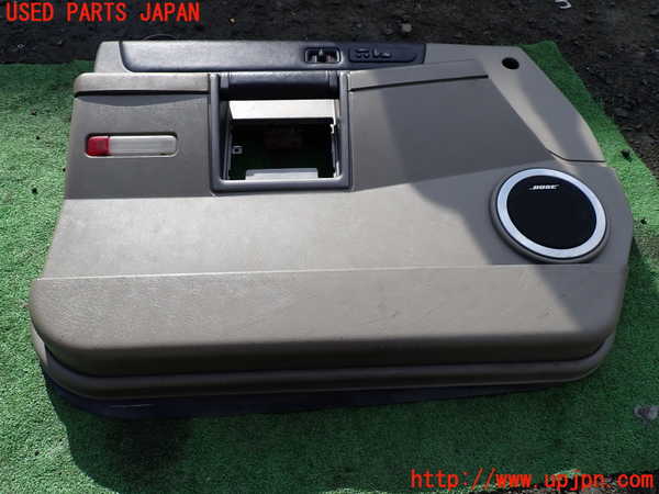 1UPJ-9232511264]ハマーH2(不明)左前ドア内張り 中古_4