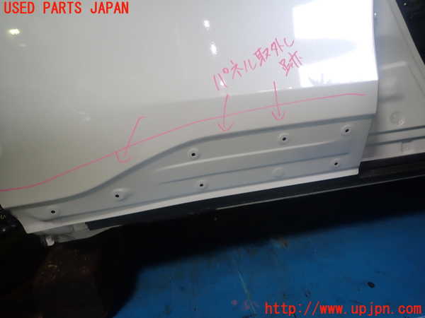 1UPJ-9232521290]カローラ クロス ハイブリッド(ZVG13)右後ドア M31Q8 中古_3