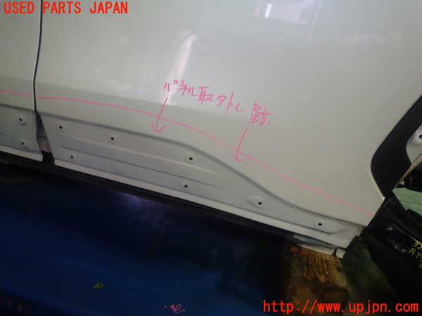 1UPJ-9232521320]カローラ クロス ハイブリッド(ZVG13)左後ドア M31Q8 中古_3