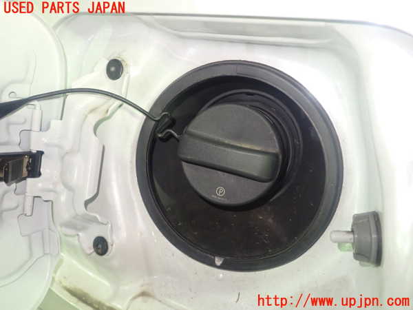 1UPJ-9232521690]カローラ クロス ハイブリッド(ZVG13)フューエルリッド 中古_3