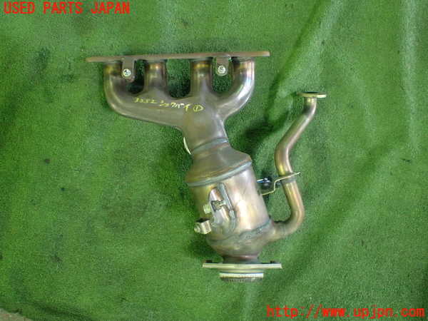 1UPJ-9232522661]カローラ クロス ハイブリッド(ZVG13)触媒1 中古_2