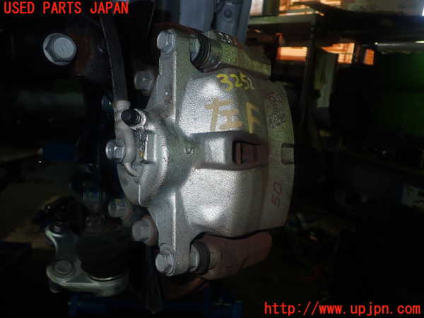 1UPJ-9232524085]カローラ クロス ハイブリッド(ZVG13)左フロントキャリパー 中古_2