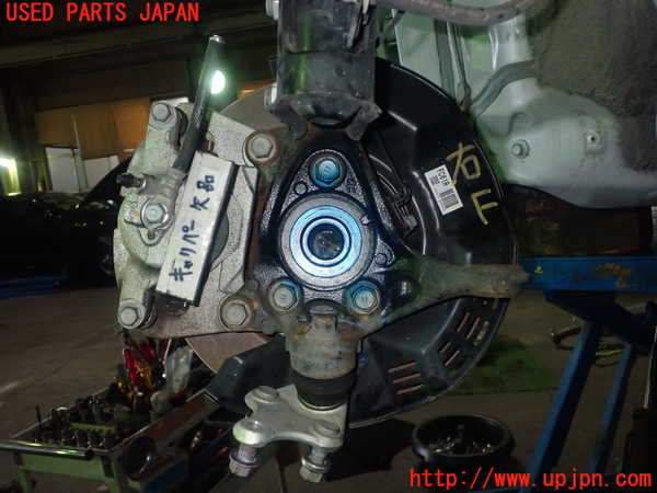 1UPJ-9232524290]カローラ クロス ハイブリッド(ZVG13)右フロントナックルハブ 中古_2