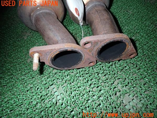 3UPJ=9232530152]キャデラック XT5(C1UL)純正 82237097 マフラー 2分割カット 中古_3