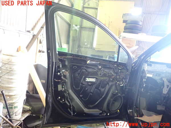 1UPJ-9232531260]キャデラック・XT5 クロスオーバー(C1UL)左前ドア M850HT 中古_5