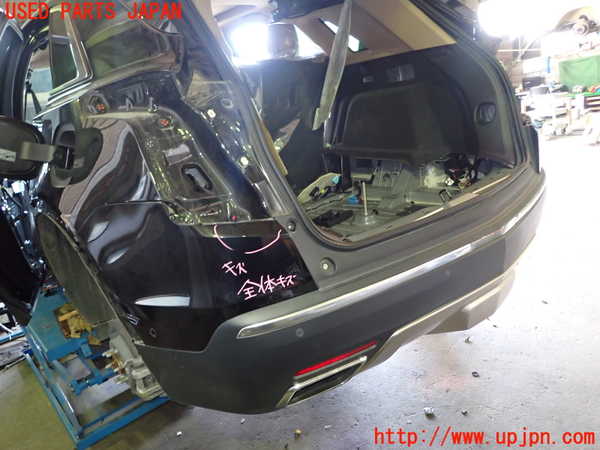 1UPJ-9232531610]キャデラック・XT5 クロスオーバー(C1UL)リアバンパー 中古_2