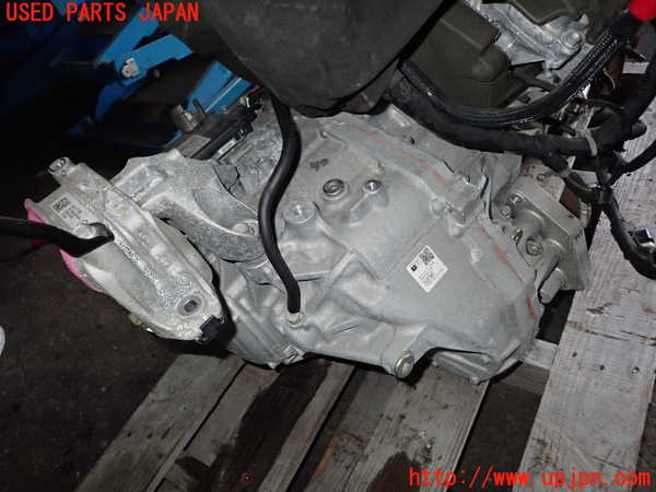1UPJ-9232533010]キャデラック・XT5 クロスオーバー(C1UL)ミッション AT 3L 4WD 中古_2