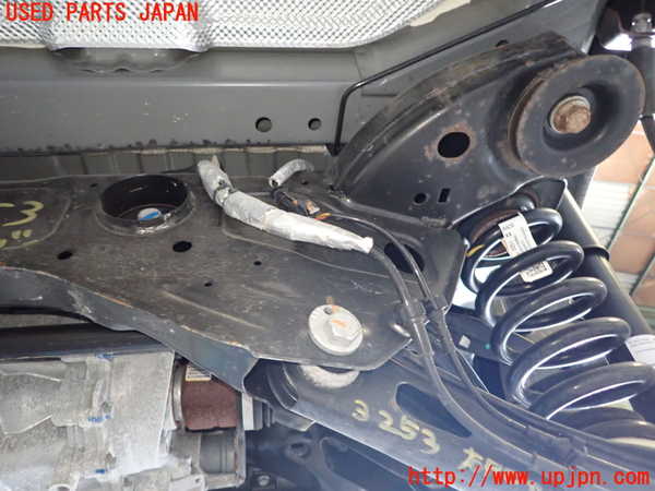 1UPJ-9232535295]キャデラック・XT5 クロスオーバー(C1UL)リアメンバー 中古_2
