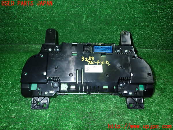 1UPJ-9232536170]キャデラック・XT5 クロスオーバー(C1UL)スピードメーター 中古_3