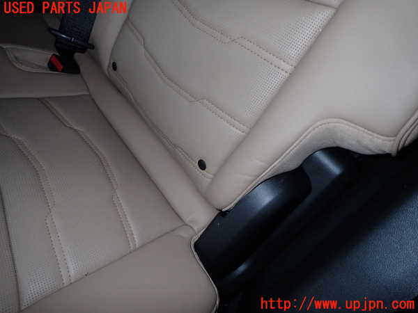 1UPJ-9232537435]キャデラック・XT5 クロスオーバー(C1UL)左リアシート 中古_3