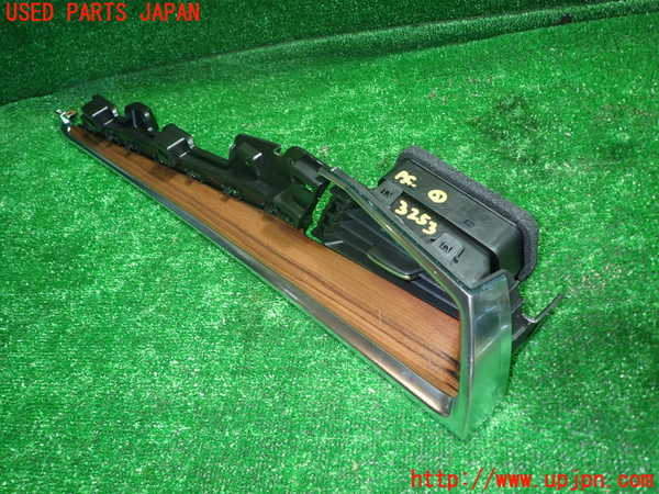 1UPJ-9232537526]キャデラック・XT5 クロスオーバー(C1UL)エアコン吹き出し口1 (右) 中古_2