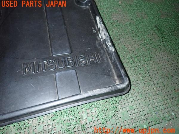 3UPJ=9232540634]パジェロ(V98W)純正オプション ラゲッジトレイ ラゲッジマット  中古_4