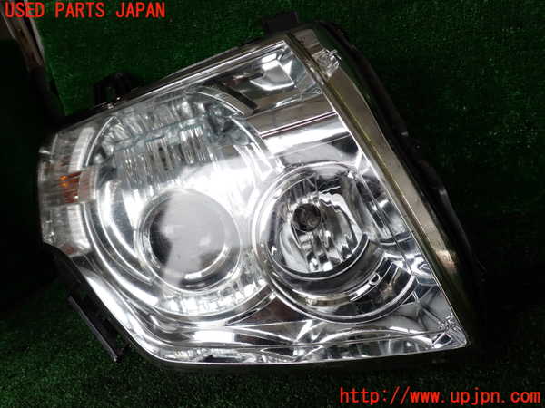 1UPJ-9232541130]パジェロ(V98W)右ヘッドライト ハロゲン 中古_2