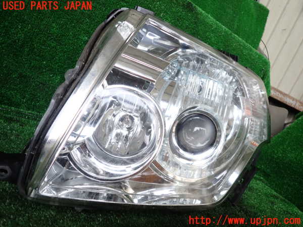 1UPJ-9232541132]パジェロ(V98W)左ヘッドライト ハロゲン 中古_2