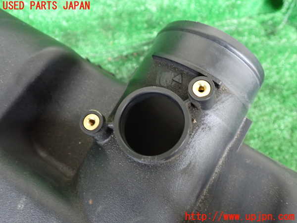 1UPJ-9232542560]パジェロ(V98W)エアクリーナーボックス 中古_3