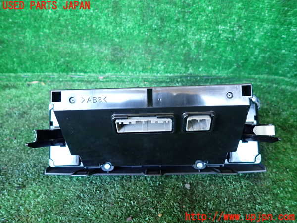 1UPJ-9232546066]パジェロ(V98W)エアコンスイッチ1 中古_3