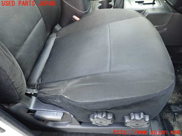 1UPJ-9232547035]パジェロ(V98W)運転席シート 中古_4