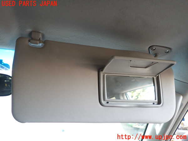 1UPJ-9232547625]パジェロ(V98W)室内サンバイザー右側 中古_3