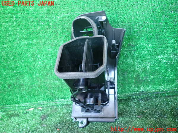 1UPJ-9232547527]パジェロ(V98W)エアコン吹き出し口2 (左) 中古_2