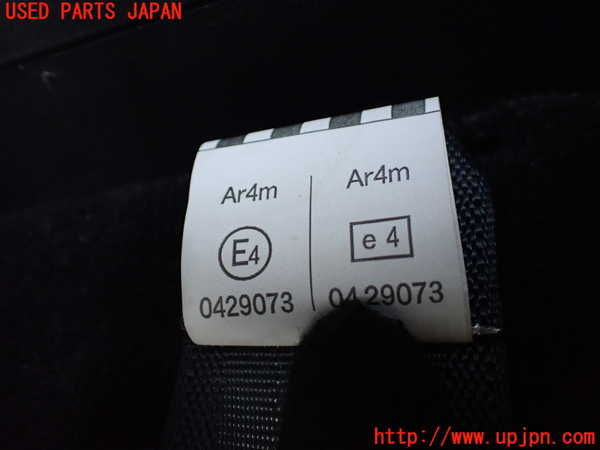 1UPJ-9232547245]パジェロ(V98W)右3列目シートベルト 中古_3