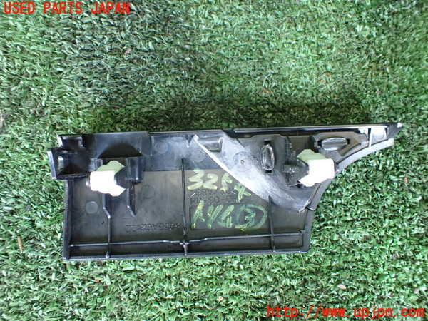 1UPJ-9232547693]パジェロ(V98W)内装トリム類3 中古_3