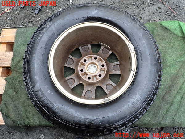 1UPJ-9232549036]パジェロ(V98W)タイヤ　ホイール　1本① 265/65R17 中古_3