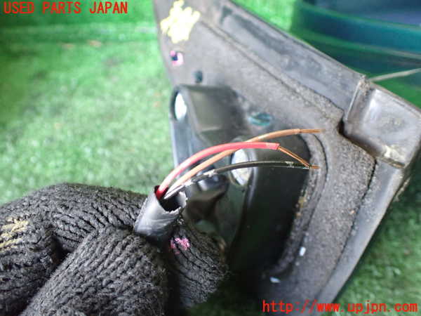 1UPJ-9232551210]ハイラックスサーフ(RZN185W)右ドアミラー 【ジャンク】_5