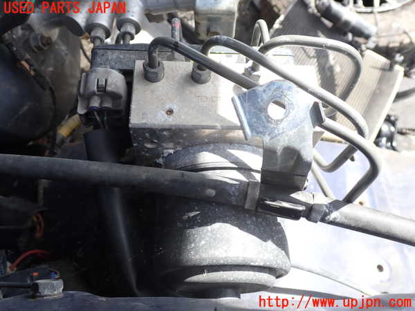 1UPJ-9232554040]ハイラックスサーフ(RZN185W)ABSアクチュエーター 中古_2