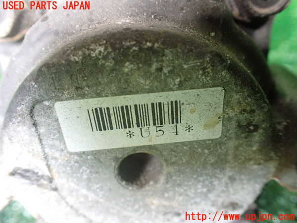 1UPJ-9232554250]ハイラックスサーフ(RZN185W)パワステポンプ 中古_4