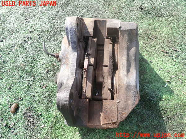 1UPJ-9232554080]ハイラックスサーフ(RZN185W)右フロントキャリパー 中古_2