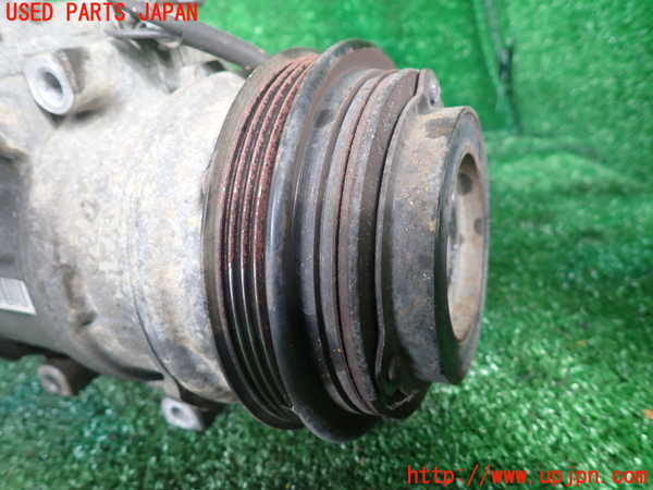 1UPJ-9232556025]ハイラックスサーフ(RZN185W)エアコンコンプレッサー 中古_3