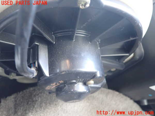 1UPJ-9232556095]ハイラックスサーフ(RZN185W)ブロアファン(ブロアーファン) 中古_2