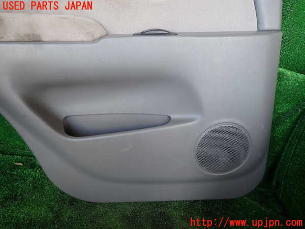 1UPJ-9232551324]ハイラックスサーフ(RZN185W)左後ドア内張り 中古_3