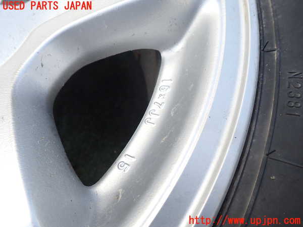 1UPJ-9232559032]ハイラックスサーフ(RZN185W)タイヤ　ホイール　1本② 235/80R16 中古_3