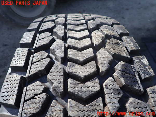 1UPJ-9232559032]ハイラックスサーフ(RZN185W)タイヤ　ホイール　1本② 235/80R16 中古_5