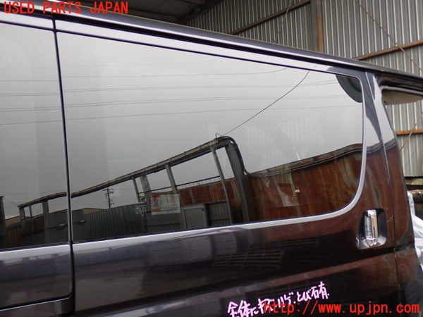 2UPJ-9232561290]ハイエースバン200系(KDH206V)右後ドア 中古(43R-007953 M2L3)_2