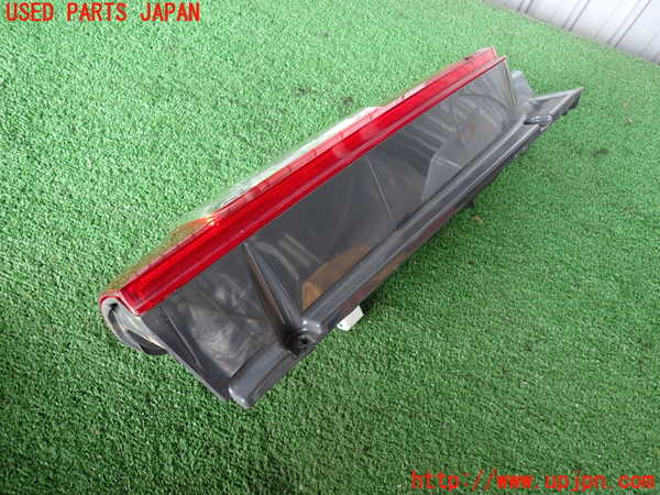 2UPJ-9232561536]ハイエースバン200系(KDH206V)左テールランプ 中古_3