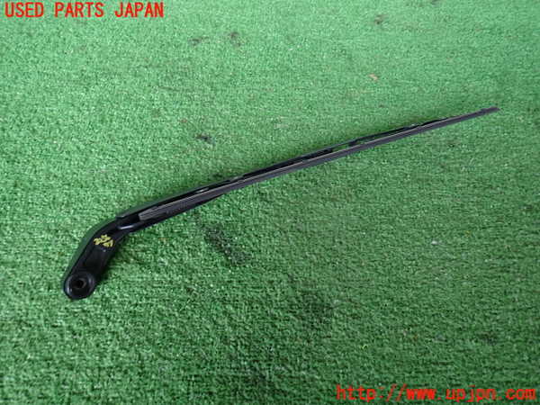 2UPJ-9232561661]ハイエースバン200系(KDH206V)リアワイパーアーム1 中古_2