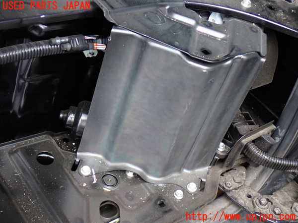 2UPJ-9232561349]ハイエースバン200系(KDH206V)左後パワースライドドアユニット 中古_2