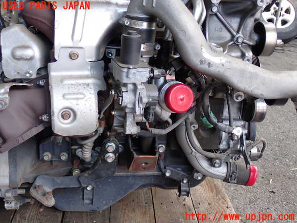 2UPJ-9232562010]ハイエースバン200系(KDH206V)エンジン 1KD-FTV 4WD 中古_2