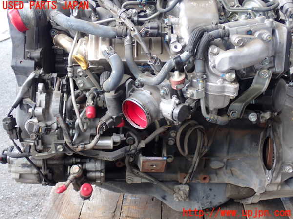 2UPJ-9232562010]ハイエースバン200系(KDH206V)エンジン 1KD-FTV 4WD 中古_3