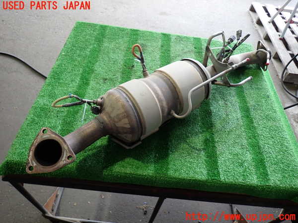 2UPJ-9232562661]ハイエースバン200系(KDH206V)触媒1 中古_3